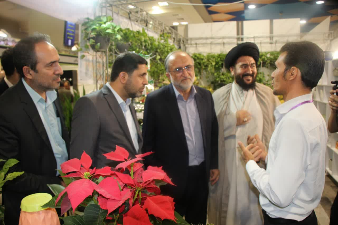  اولین نمایشگاه دستاوردها و توانمندی های مهاجران خارجی در قم