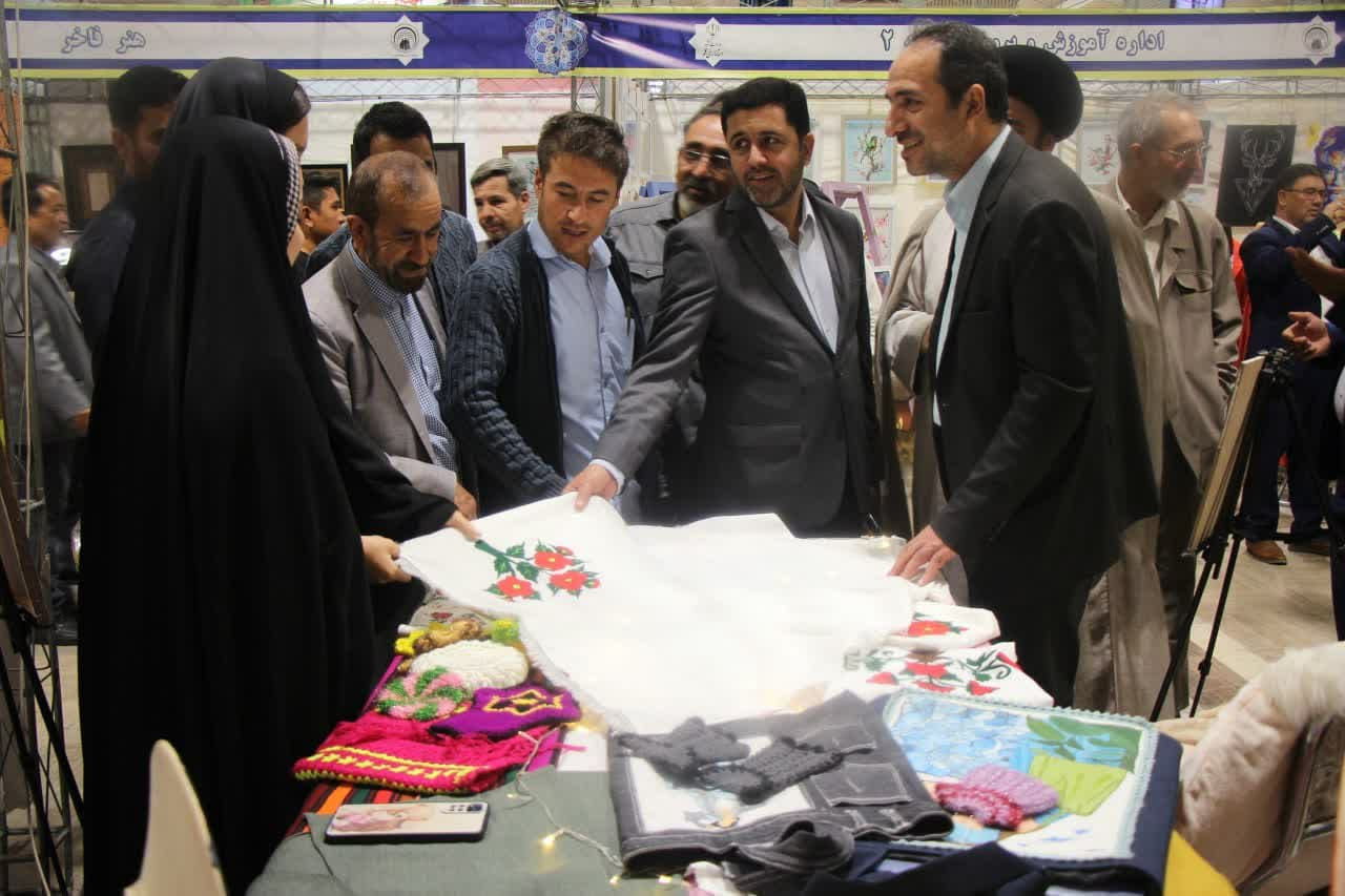  اولین نمایشگاه دستاوردها و توانمندی های مهاجران خارجی در قم