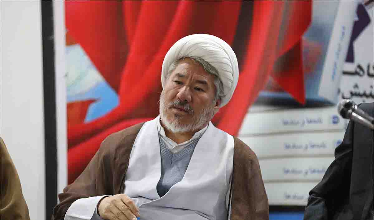 مراسم رونمایی از سه اثر شهید ابوذر غزنوی در قم برگزار شد - گالری تصاویر خبر