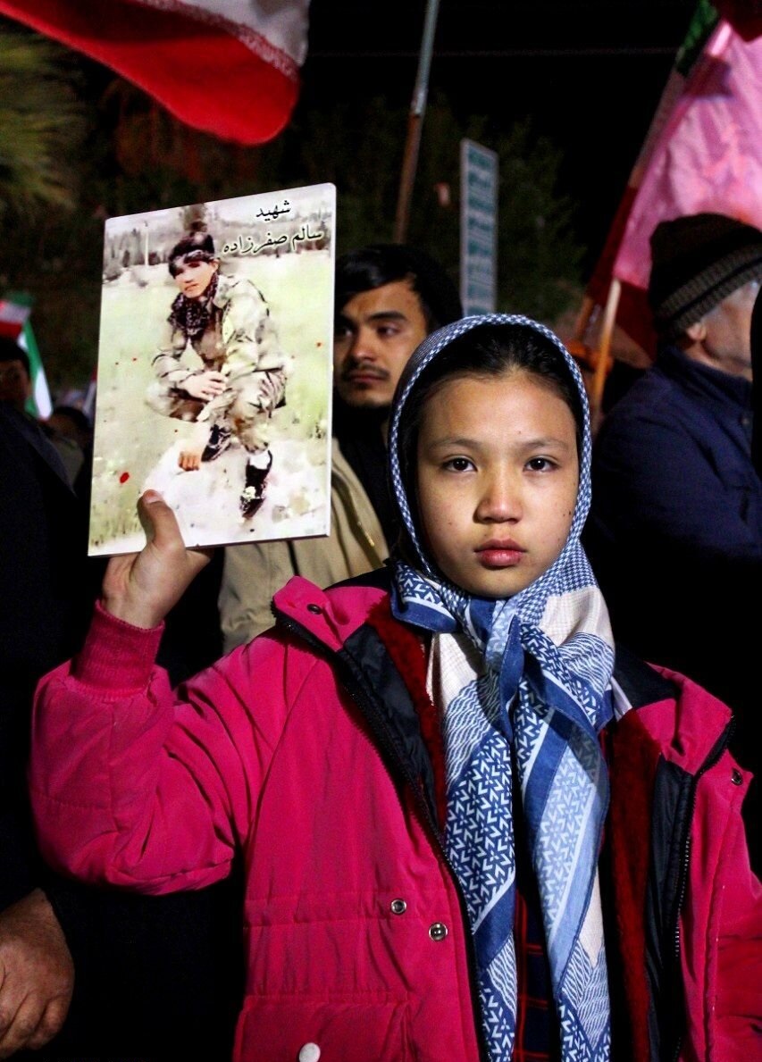 مهاجرین افغانستانی قم در بیش از دو ماه حضور فعال: از روشنگری فرهنگی تا پذیرایی از عاشقان ولایت در موکب ها - گالری تصاویر خبر