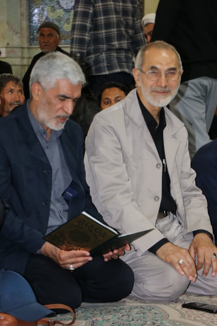 بزرگداشت رهبر شهید انقلاب اسلامی در قم؛ تأکید مهاجران افغانستانی بر وحدت و مقابله با استکبار - گالری تصاویر خبر
