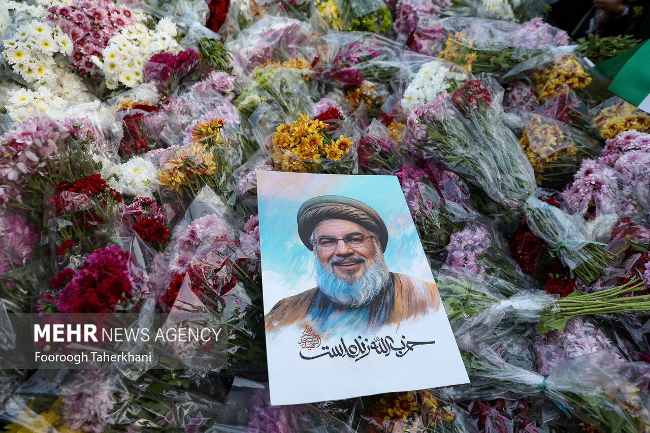  گلباران تصویر سید مقاومت در میدان فلسطین تهران 