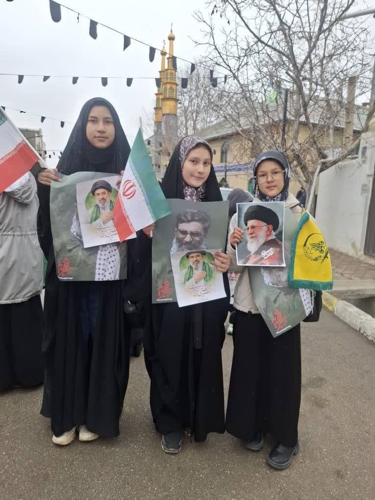 حضور پر شور مهاجرین افغانستان مقیم ایران در راهپیمایی روز جهانی قدس  - گالری تصاویر خبر