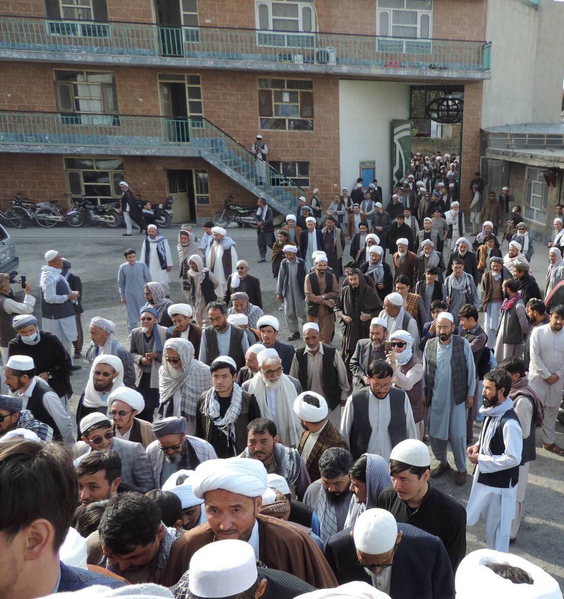 آیت الله واعظ زاده بهسودی: مشکلات شیعیان را از راه گفت وگو با مقام ها پی گیری می کنم  - گالری تصاویر خبر