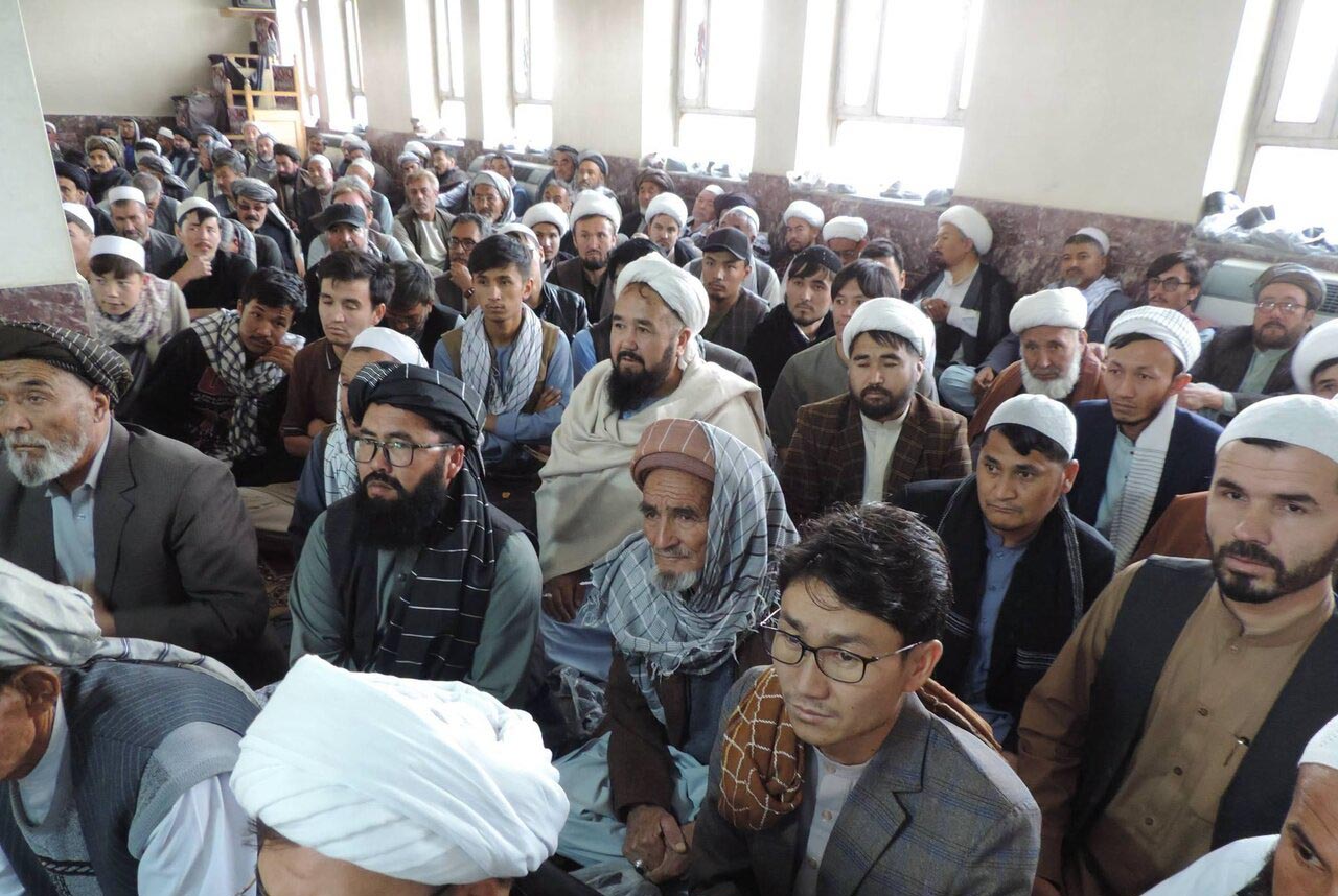آیت الله واعظ زاده بهسودی: مشکلات شیعیان را از راه گفت وگو با مقام ها پی گیری می کنم  - گالری تصاویر خبر
