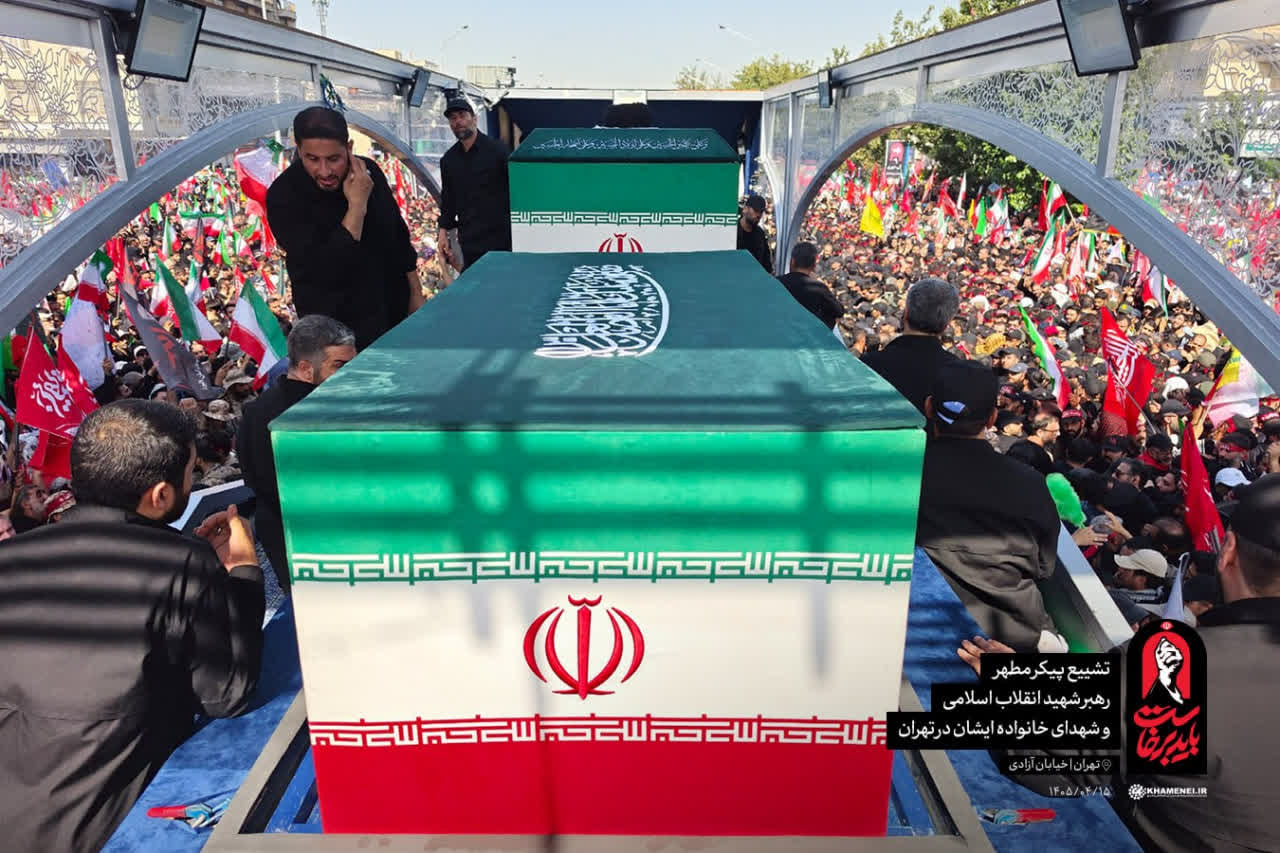 پایتخت ایران در سوگ رهبر شهید انقلاب اسلامی؛ بدرقه باشکوهِ رهبر شهید با حضور مردم و مسئولان - گالری تصاویر خبر