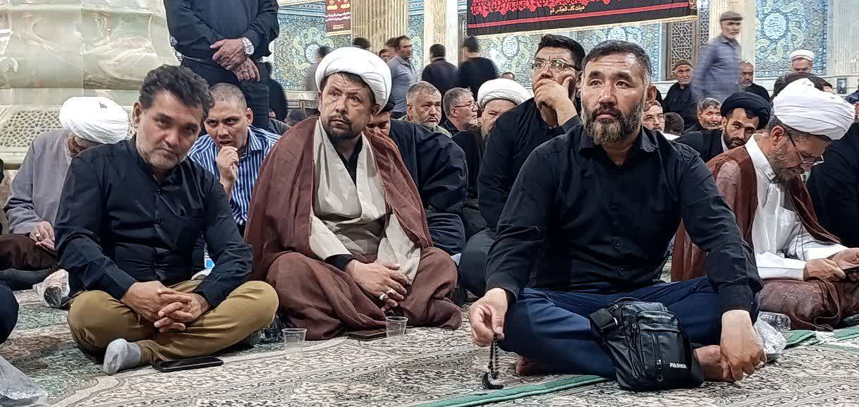 بزرگداشت رهبر شهید انقلاب اسلامی در قم؛ تأکید مهاجران افغانستانی بر وحدت و مقابله با استکبار - گالری تصاویر خبر