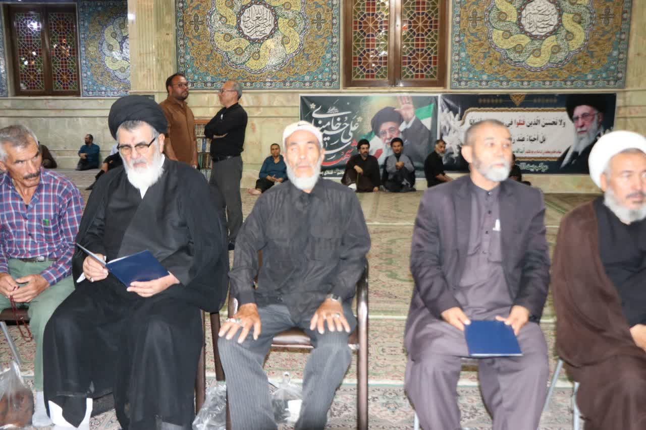 بزرگداشت رهبر شهید انقلاب اسلامی در قم؛ تأکید مهاجران افغانستانی بر وحدت و مقابله با استکبار - گالری تصاویر خبر