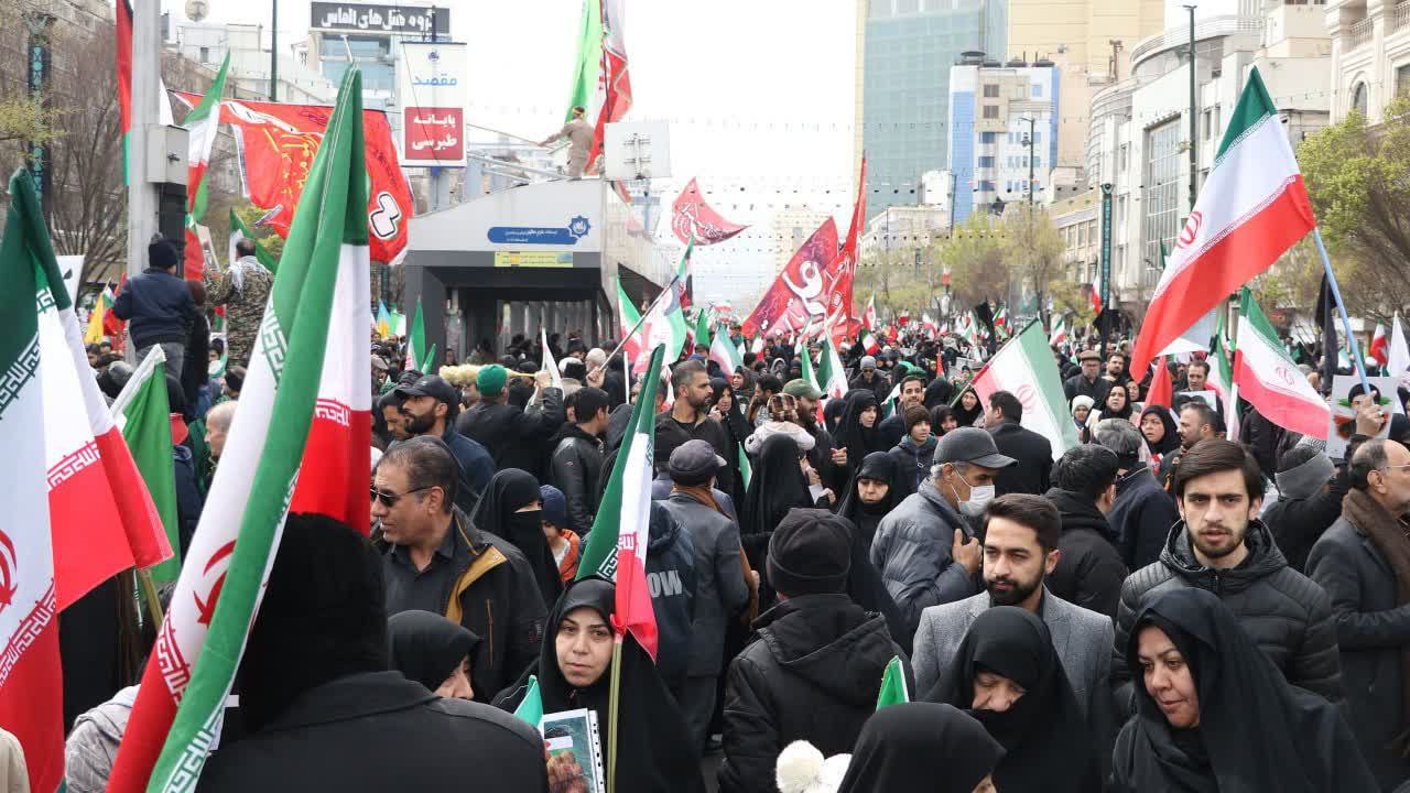 حضور پر شور مهاجرین افغانستان مقیم ایران در راهپیمایی روز جهانی قدس  - گالری تصاویر خبر