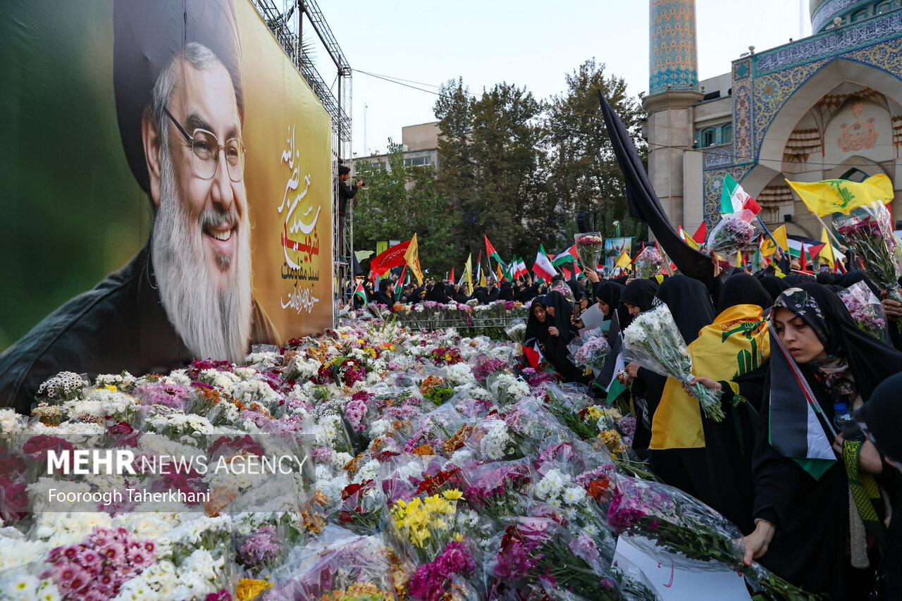  گلباران تصویر سید مقاومت در میدان فلسطین تهران 