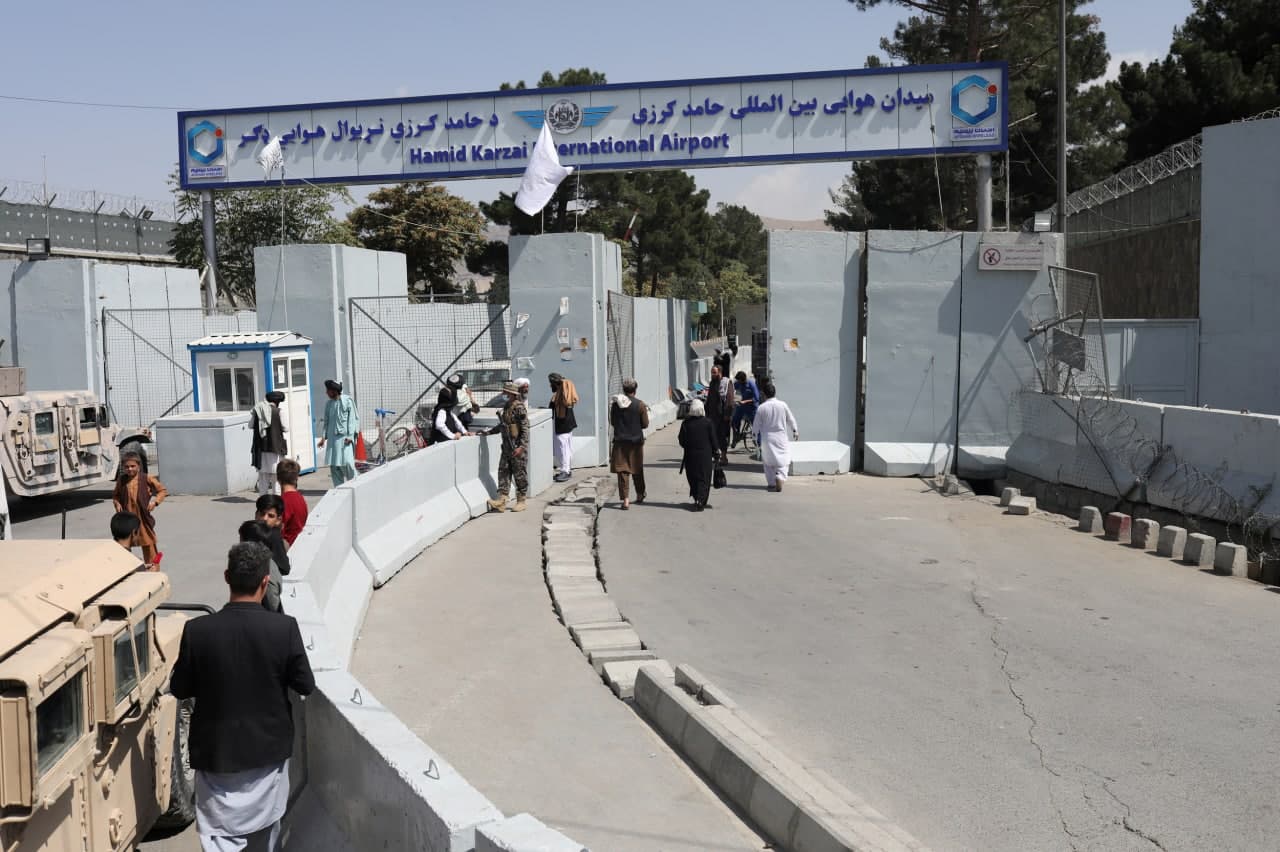 طالبان: تا سه روز دیگر پروازهای بین المللی از فرودگاه کابل از سر گرفته خواهد شد