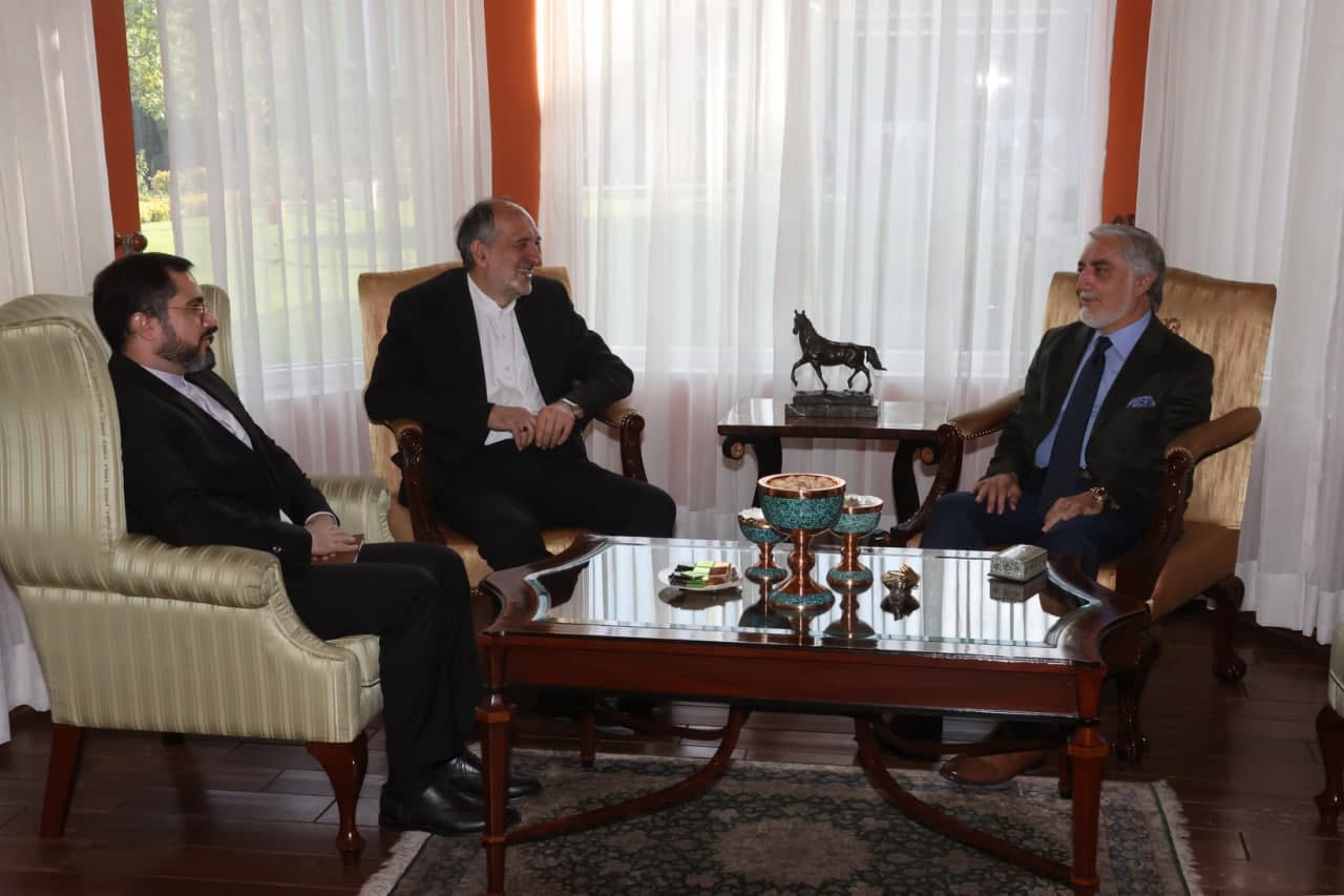 عبدالله با سفیر ایران در کابل دیدار کرد