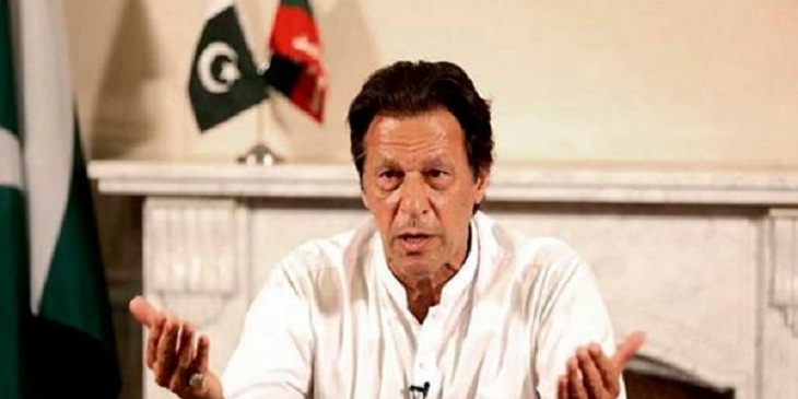 عمران خان: پناه جویان ثبت نام شده ی افغان می توانند در اقتصاد پاکستان سهم بگیرند