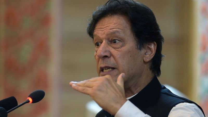 عمران خان: برای تشکیل دولت با مشارکت اقوام افغانستان با طالبان مذاکره می کنم