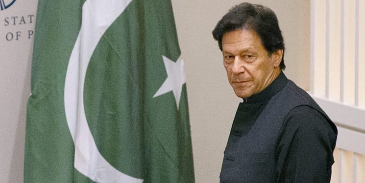  عمران خان: پاکستان مقصر سقوط دولت اشرف غنی نیست / دولت غنی نزد مردم مشروعیت نداشت