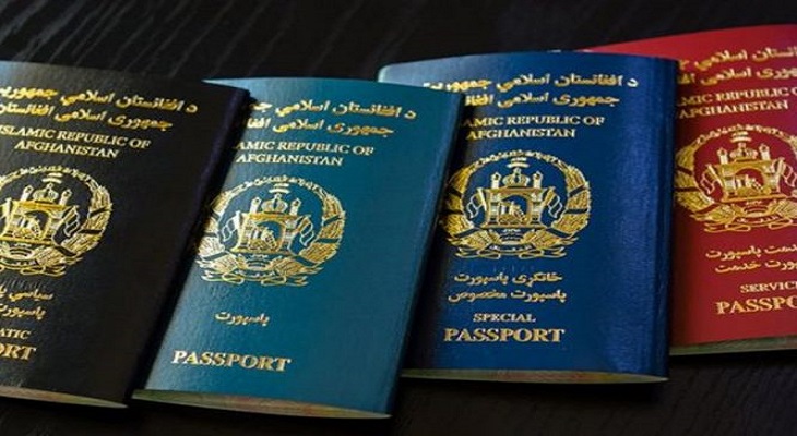 طالبان: تذکره ها و پاسپورت های توزیع شده در دولت قبل اعتبار دارند 