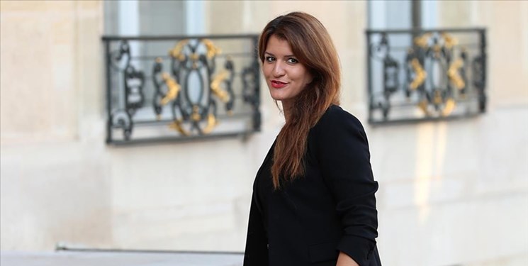 وزیر فرانسوی: حجاب داشتن دختر بچه ها را نمی توانم تحمل کنم
