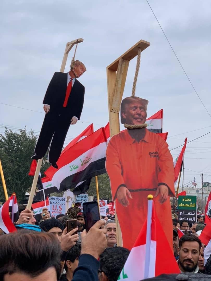 عراقی ها ترامپ را به دار آویختند + تصاویر
