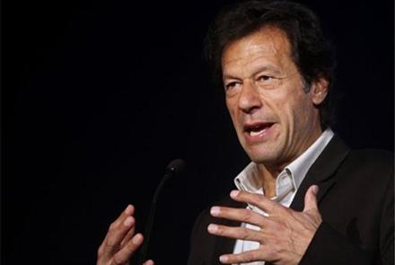عمران خان از مداخله اسلام آباد درجنگ افغانستان انتقاد کرد 
