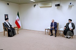 رهبر انقلاب اسلامی در دیدار رئیس جمهور روسیه: اگر جلوی ناتو گرفته نمی شد آنها مدتی بعد به بهانه کریمه جنگ راه می انداختند